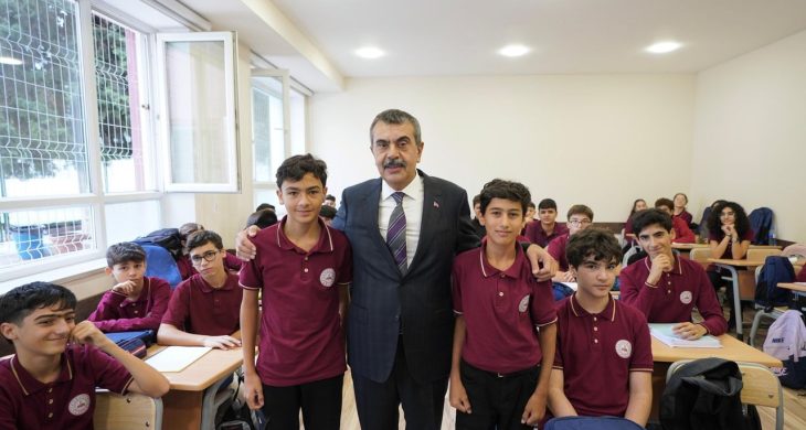 Bakan Tekin, Bakü Türk Anadolu Lisesi Ahmetli Yerleşkesi’nin Açılış Töreni’ne katıldı
