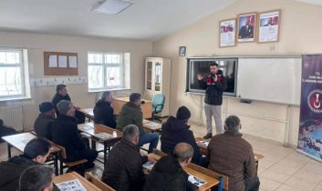 Kars’ta Siber Farkındalık ve Bilinçlendirme Eğitimi düzenlendi