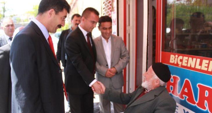 Toplumsal Birliğimizin Teminatı Yaşlılarımızdır…