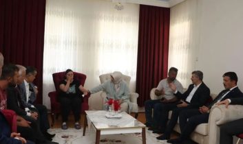 AK Parti Grup Başkanvekilinden Asel bebeğin annesine destek