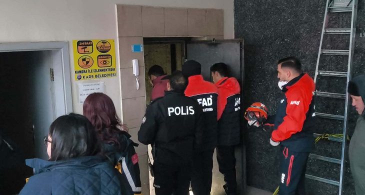 Kars’ta 2 gündür kayıp olan genç asansör boşluğunda ölü bulundu
