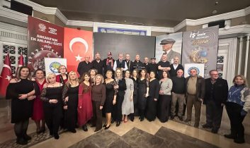 RİKAD’ın “2025 Biterken… Olaylar & Türküler” konseri Ankara’da büyük ilgi gördü