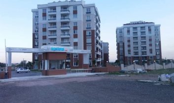 Aksium Sitesi Kasım’dan Beri Çamura GÖMÜLDÜ: 215 Daire Sahipsiz Bırakıldı