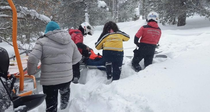 Sarıkamış Kayak Merkezi’nde yaralanma: JAK timleri hızla müdahale etti