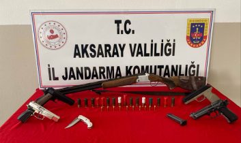 Aksaray Gülağaç’ta Ruhsatsız Silah Operasyonu: 3 Gözaltı
