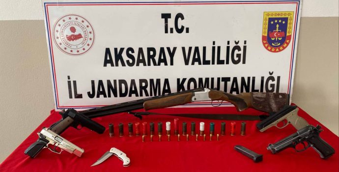 Aksaray Gülağaç’ta Ruhsatsız Silah Operasyonu: 3 Gözaltı