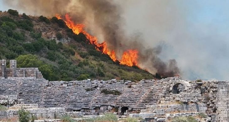 Antalya alev alev: Muratpaşa, Aksu ve Manavgat’ta eş zamanlı yangın!