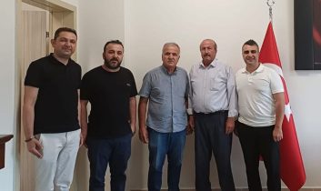 Elmalı Devlet Hastanesi’nden hayırseverlere teşekkür plaketi