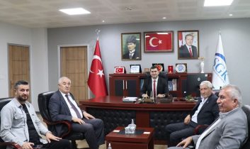 Afyonkarahisar SGK’da ziyaretçi fırtınası