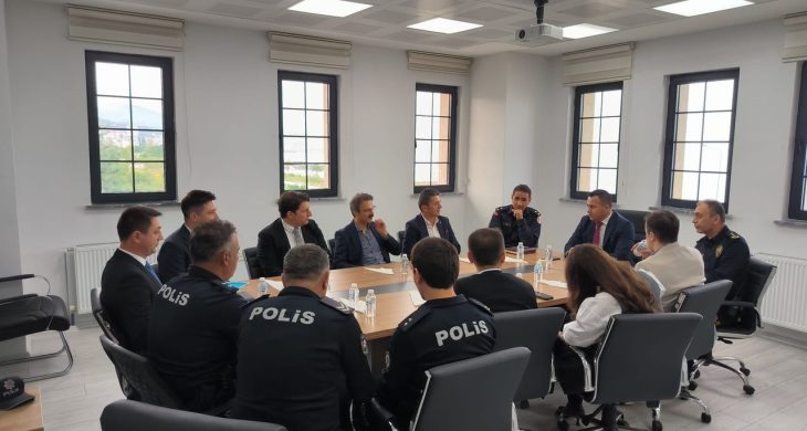 Kaymakam Dr. Uzan; “ Bilgi güvenliği konusunda hem kurumların hem de bireylerin duyarlı olması gerekiyor.”