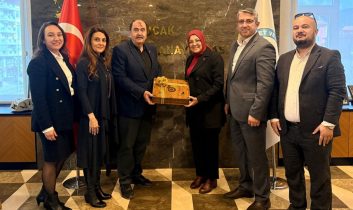 Oğuzhan Kız Lisesi’ si Bucak TSO’ nı ziyaret etti