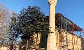 Isparta Ulu Camii’nde restorasyon çok uzadı