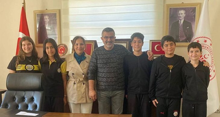 Öğrencilerden Serik Devlet Hastanesi’ne sağlık bağışı