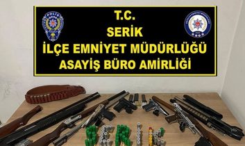 Serik’te 12 adrese eş zamanlı baskın: 8 gözaltı