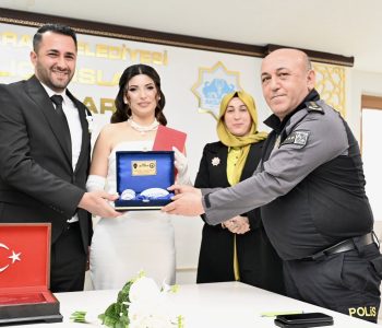Aksaray’da Duygulandıran Nikâh: Emniyet Müdürü DEMİR’den Örnek Davranış