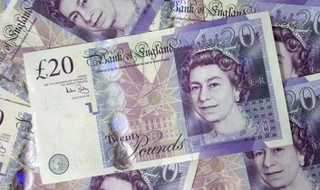 İngiltere ekonomisi ekimde yeniden küçülme gösterdi