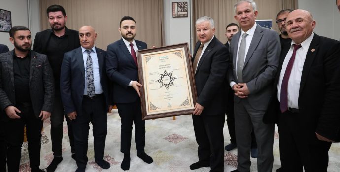 Aksaray’da “Maarifin Kalbinde Ramazan” İftar Programı Düzenlendi