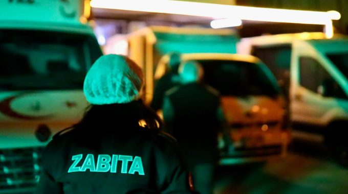 Aksaray Belediyesinden Gece Yarısı Operasyonu