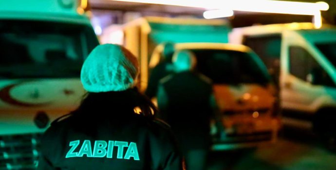 Aksaray Belediyesinden Gece Yarısı Operasyonu