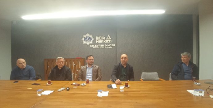 Doç. Dr. Serkan Güler’den Gündelik Hayatı Değiştirecek Ortopedik Tavsiyeler