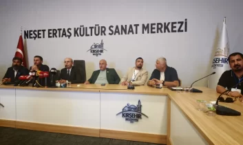 81 ilden gelen 130 gazeteci Kırşehir Belediye Başkanı Ekicioğlu ile buluştu