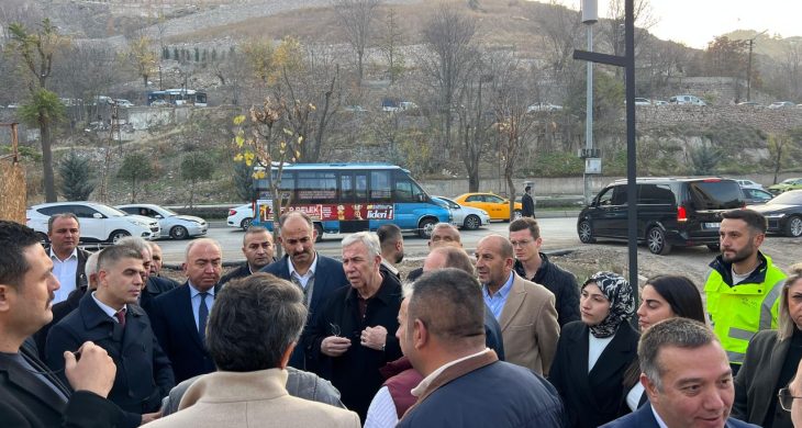 Mansur Yavaş Hacı Bayram esnafıyla bir araya geldi