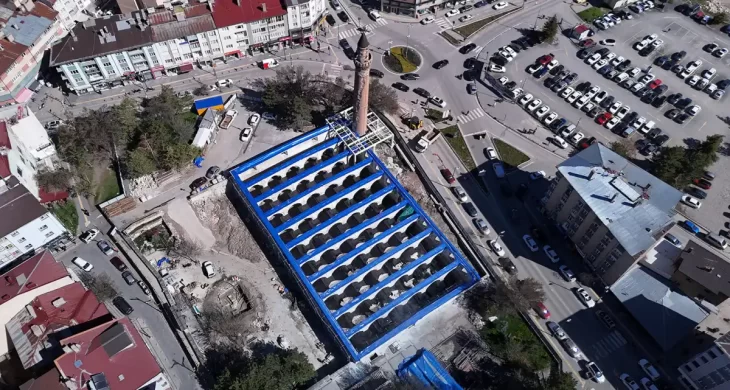 829 Yıllık Sivas Ulu Cami’de Restorasyon: Eğik minare için çalışma başladı