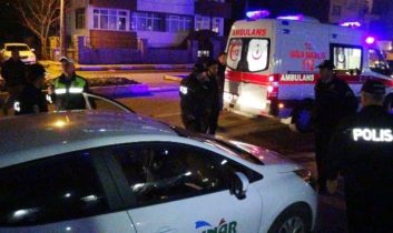 Fenalık Geçiren Sürücü Araçta Kilitli Kaldı