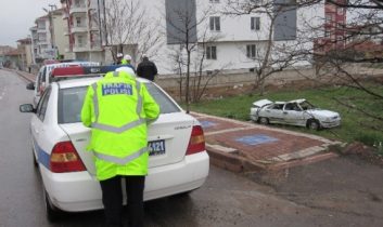 Otomobil Takla Attı: 1 Yaralı