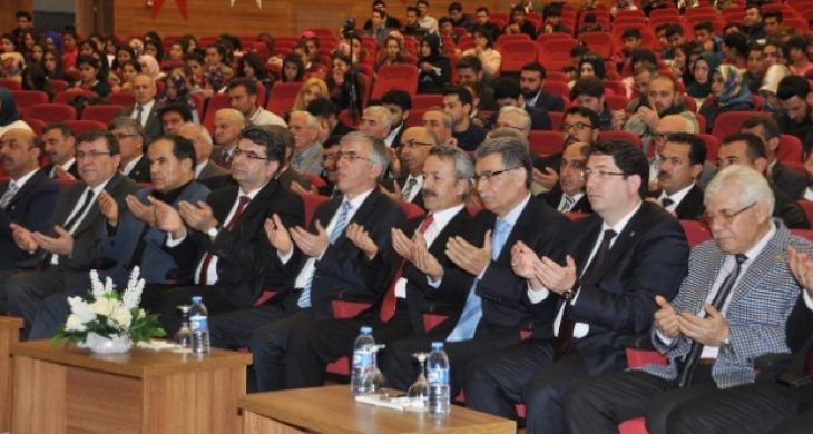 Üstad Necip Fazıl Aksaray’da Anıldı