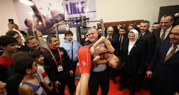 Bakan Bak, çok daha fazla gencimizin spor yapmasını istiyoruz
