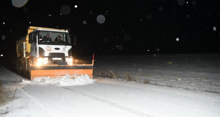 Beypazarı’nda kar yağışı dolayısıyla kapalı yol yok