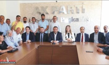 AK Parti’liler bayramlaştı