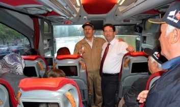 Aksaray Belediyesi, Gazileri, Şehit Aileleri ve Engellileri Çanakkale’ye Gönderdi