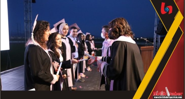 ASÜ’de Mezuniyet Törenleri Başladı