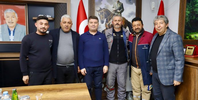 Aksaray Belediye Başkanı, Madeni Sanatkârlar Esnaf Adaylarıyla Buluştu