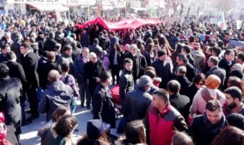 Aksaray’da Özgecan Yürüyüşü