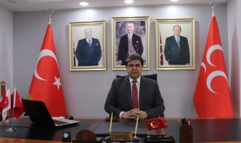 Doğu Türkistan Türk’tür, Türk kalacaktır