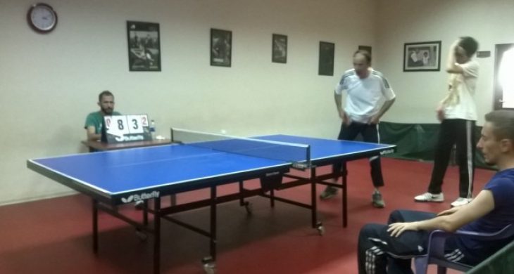 Babalar Masa Tenisinde Buluştu