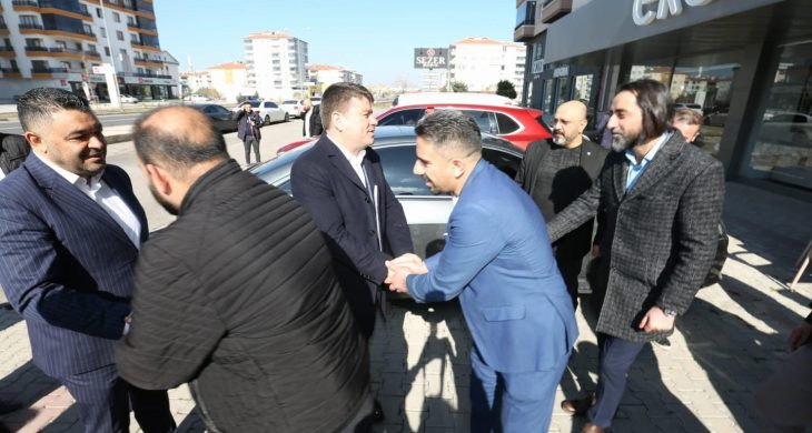 Dinçer Mobilyacı Esanflarıyla Buluştu