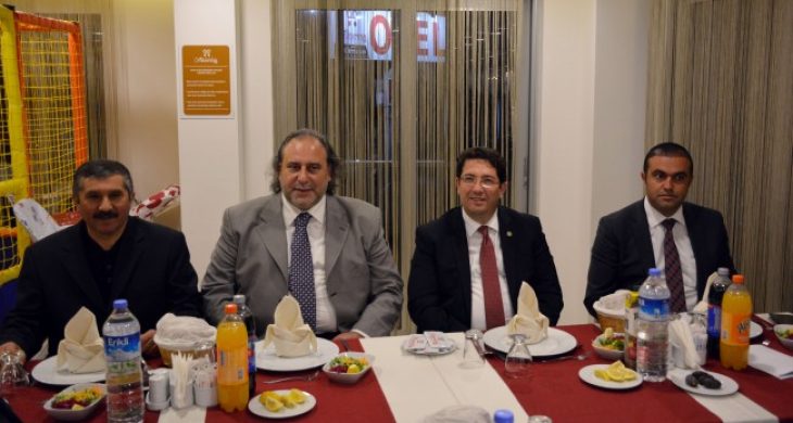 Başkan Yazgı, İnşaat Mühendisleri Yemekte Biraraya Geldi