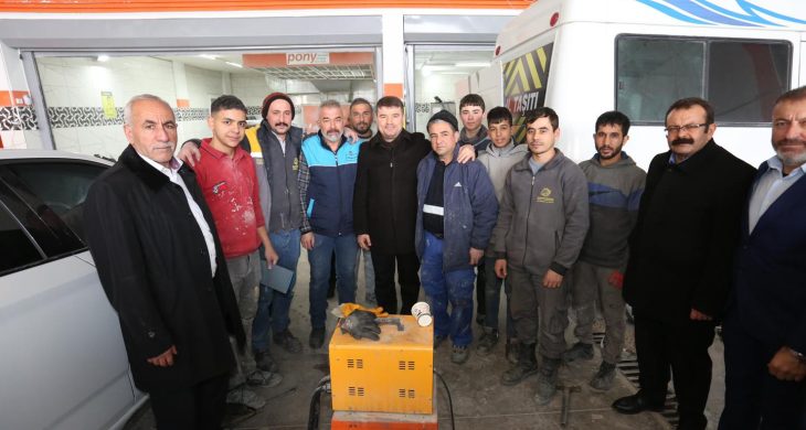 Belediye Başkanı Dinçer Sanayi Esnafını Ziyaret Etti