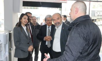 CHP Belediye Başkan Adayı Aksaraylılar ile bir araya gelmeye devam ediyor