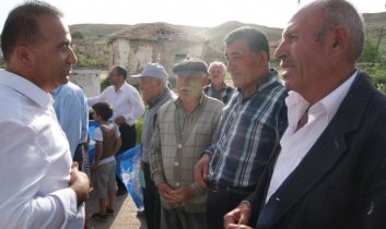 Hizmetlerimizin devamı için İstikrar için gönüllerinize talibiz