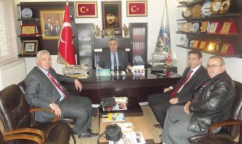 Lokman Gümüşsoy Ticaret Borsasını ziyaret etti