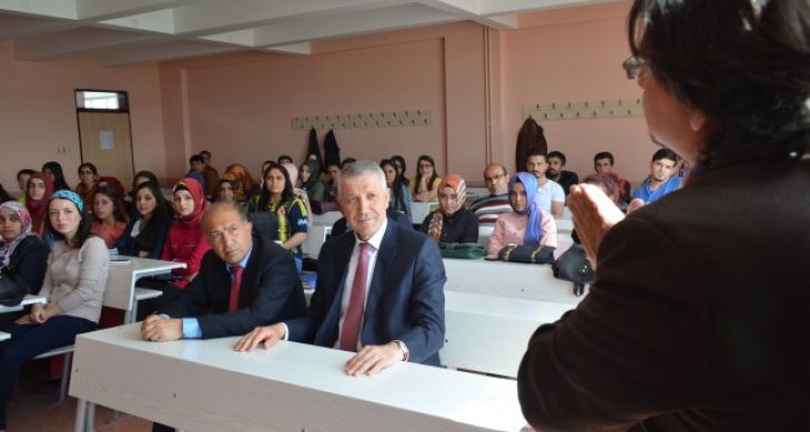 Aksaray SGK Üniversite Öğrencilerine Konferans verdi