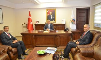 8.Sosyal Güvenlik Haftası münasebetiyle SGK İl Müdüründen Vali Ataklı’ ya ziyaret