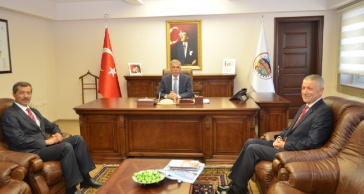 8.Sosyal Güvenlik Haftası münasebetiyle SGK İl Müdüründen Vali Ataklı’ ya ziyaret