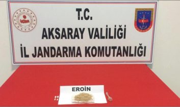 Eşmekaya’da uyuşturucu hap yakalandı