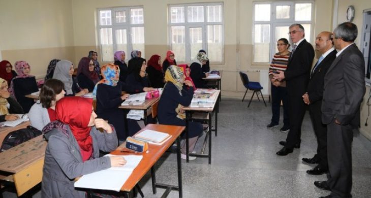 Eğitim yatırımları artarak devam ediyor